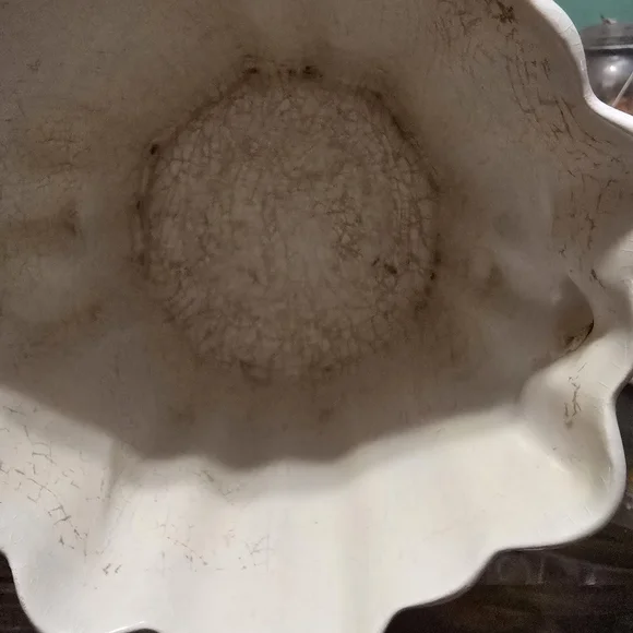 Jay Wilfred Floral Ceramic Planter Signed - Picture 4 of 5